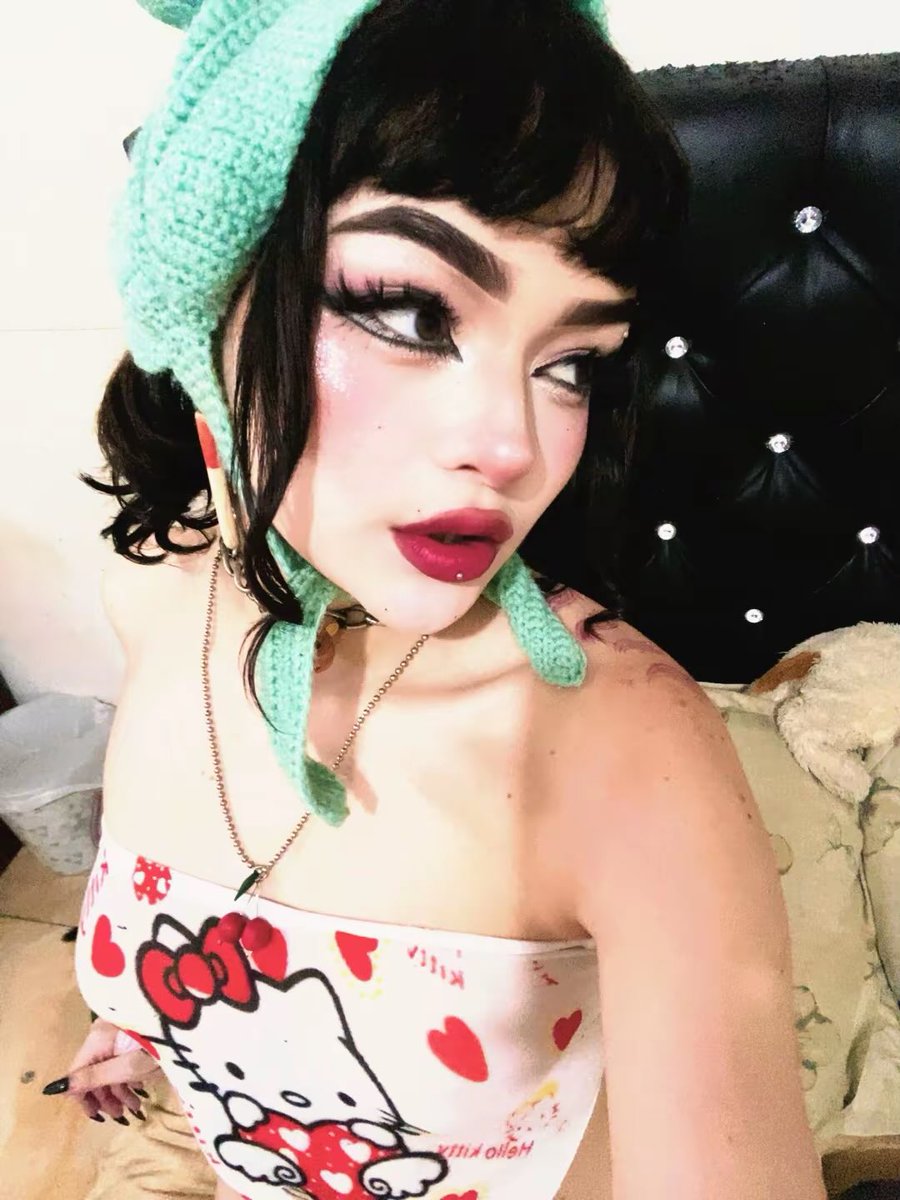 vennus_55's tweet photo. Hey love, I'm Venus, I hope you have a great night 🌗✨ https://t.co/msZg1F3Qj8