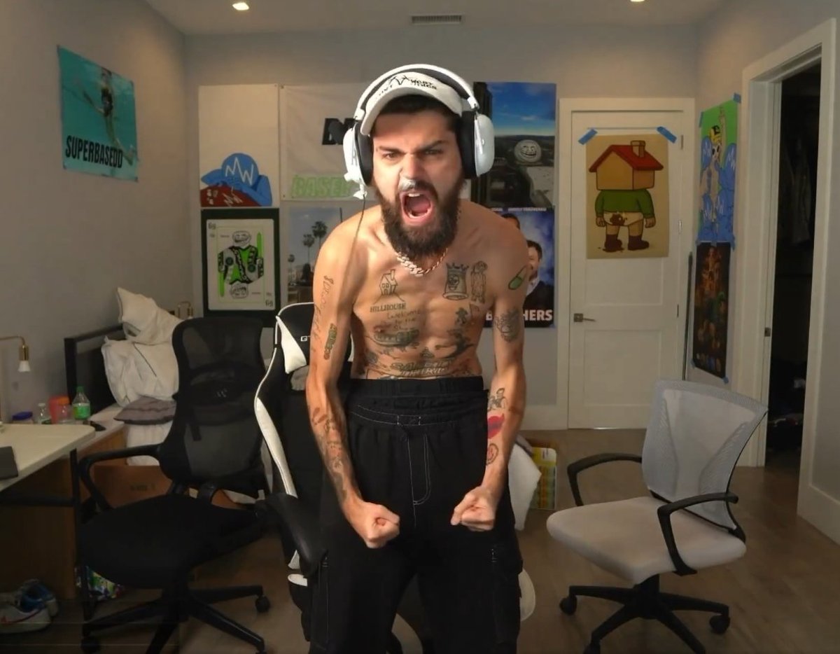 Jakey tweet media