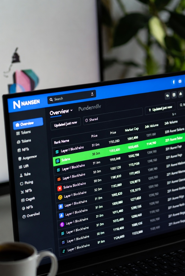 ZYNTHX_Official's tweet photo. Crypto data firm Nansen is rolling out a new index tracking top Layer 1 blockchains a smart tool for broad market insights. 📊 

#Layer1 #Solana #CryptoIndex #Defi https://t.co/fXvLmes1b9