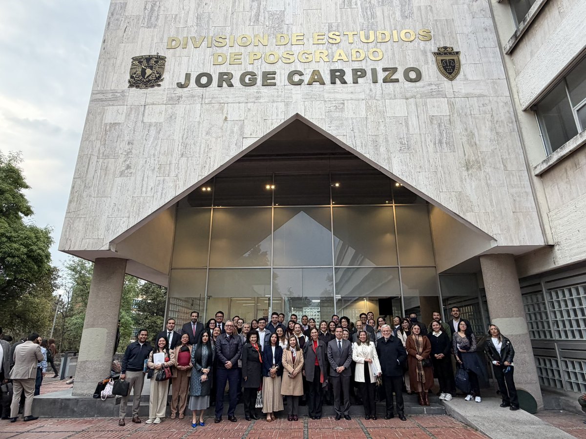 Facultad de Derecho tweet media