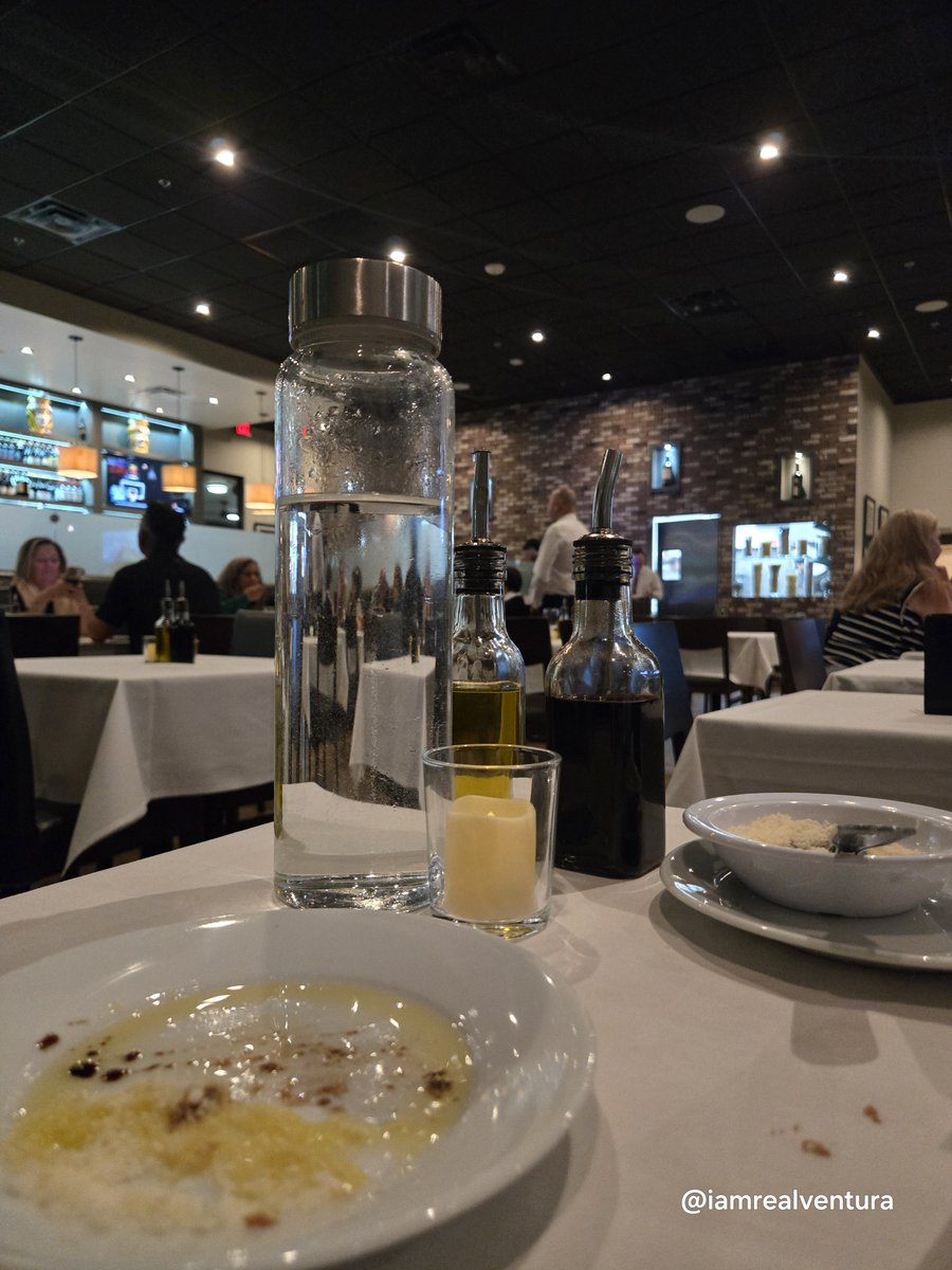 The Real Ace Ventura🇺🇸 (@iamrealventura) on Twitter photo 