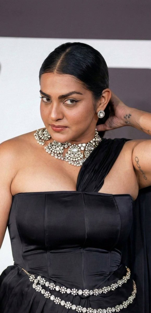 வினிதா 🦚 tweet media