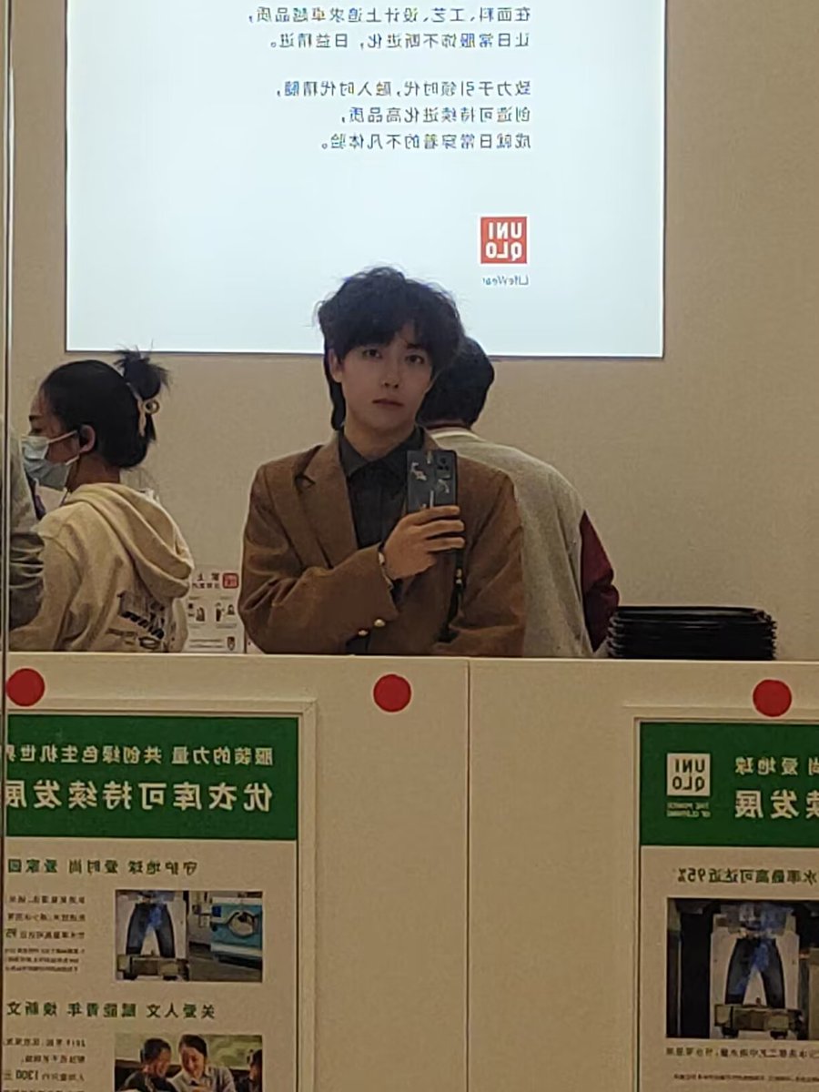 握瑜 tweet media