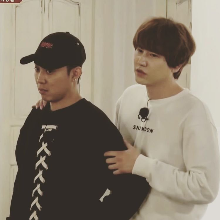 choeun_good's tweet photo. @paper_ink_pen_ 생일축하해!! 언니랑 트친이라 넘조아/// https://t.co/c5ubSHaFWg