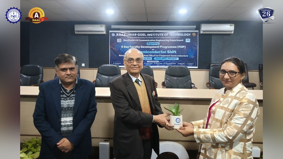 rkgit_'s tweet photo. Organized by: Department of ECE, RKGIT (NBA Accredited)
#RKGITGhaziabad #ECEDepartment #Semiconductors #TechTalks #FacultyLearning #STEM #EngineeringLife #VoltageReference #Innovation #btechcollege #UttarPradesh https://t.co/tdqulXux04