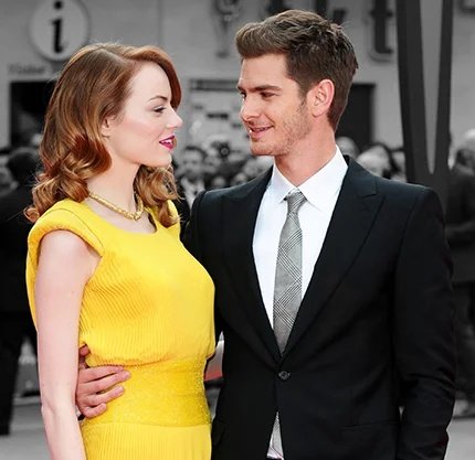 World_Insights1's tweet image. Emma Stone’s Dating History ❤️

2007 — Teddy Geiger (19yo)
2008 — Teddy Geiger (20yo)
2009 — Kieran Culkin (26yo)
2010 — Kieran Culkin (27yo)
2011 — Andrew Garfield (27yo)
2012 — Andrew Garfield (28yo)
2013 — Andrew Garfield (29yo)
2014 — Andrew Garfield (30yo)
2015 — Andrew