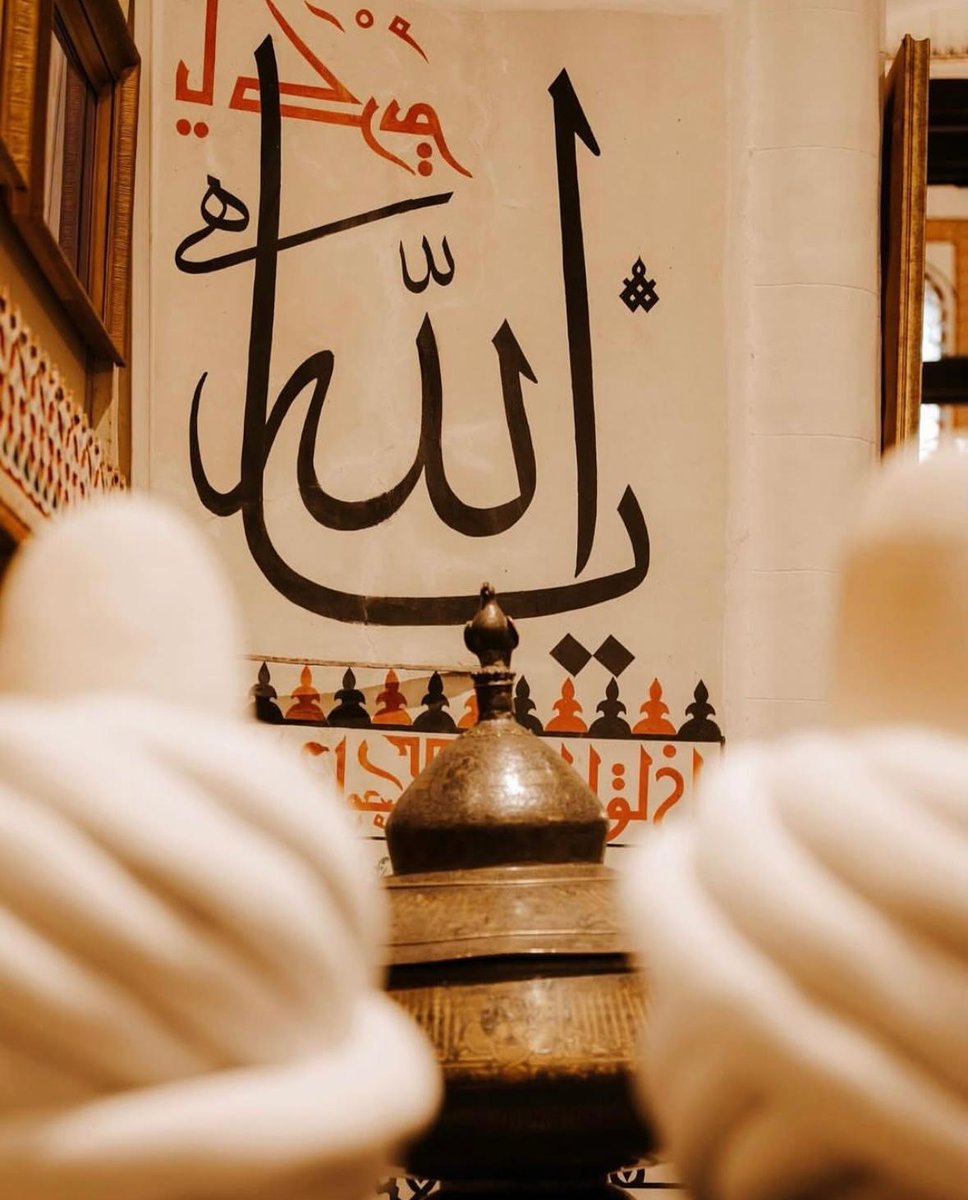 🇹🇷#DuaOrdusu🇹🇷 ‘nun askerleri. Gün, her günkü gibi BİR olma zamanı. DUÂ zamanı.
Her gün sabah akşam 3'er kere Besmele ile;
“Bismillâhillezî lâ-yedurru me’asmihî şey’ün fil-erdı velâ fissemâi ve hüves-semî’ul’alîm”
okuyalım. Her zamanki gibi bu twitin altında buluşalım.