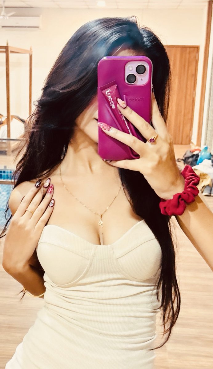 goddessnymphy's tweet photo. Just loop this: Kneel and obey my orders 😏💳 https://t.co/JxRyXuPDlm