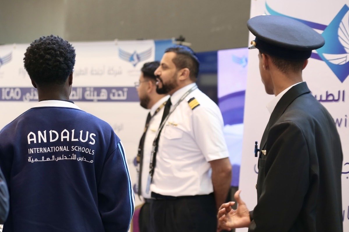 اجنحة الطيران Flywings tweet media