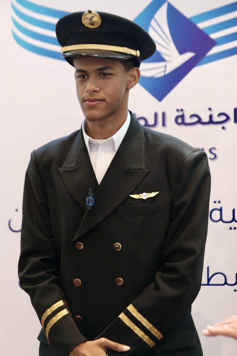 اجنحة الطيران Flywings tweet media
