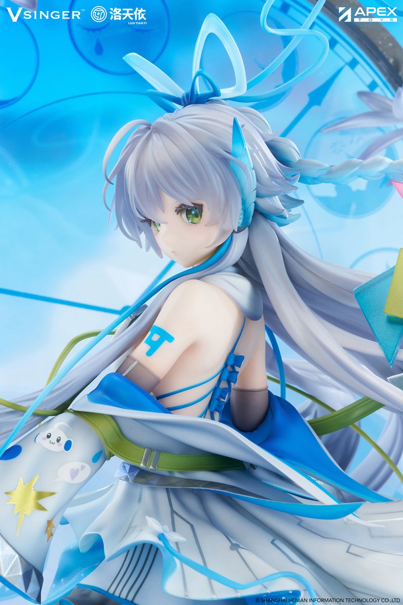 APEX_TOYS's tweet photo. 〓新品公开〓

Vsinger 的虚拟歌手「洛天依」以十二周年造型手办化登场。
【Vsinger 洛天依 十二周年】1/7比例手办即将开启预售！

“永远唱吧，我们的歌。”
#洛天依 #APEXTOYS https://t.co/SiBpsn1V1H