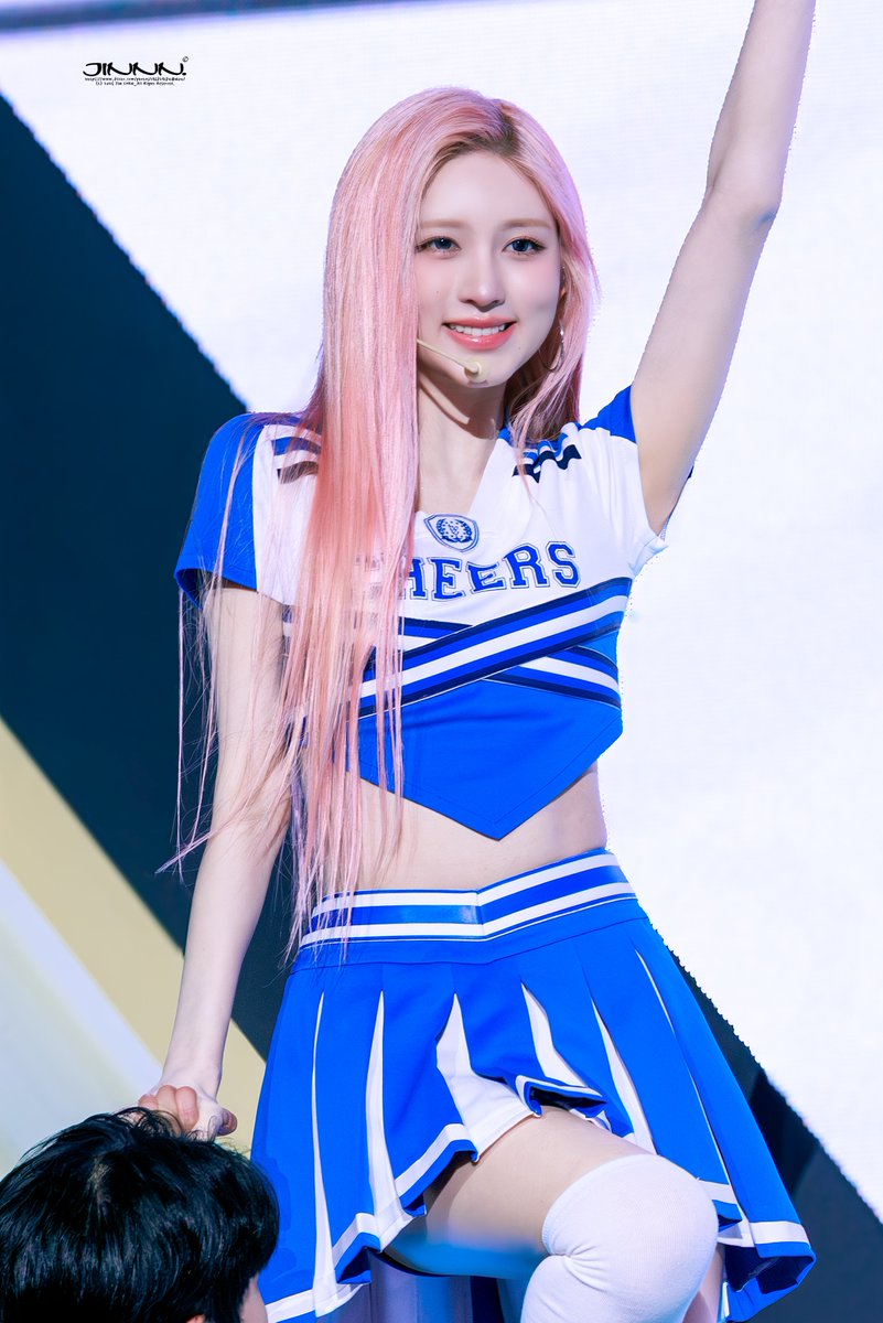 260110 GDA  

#IVE #아이브 
#GAEUL #가을 #ガウル #アイヴ