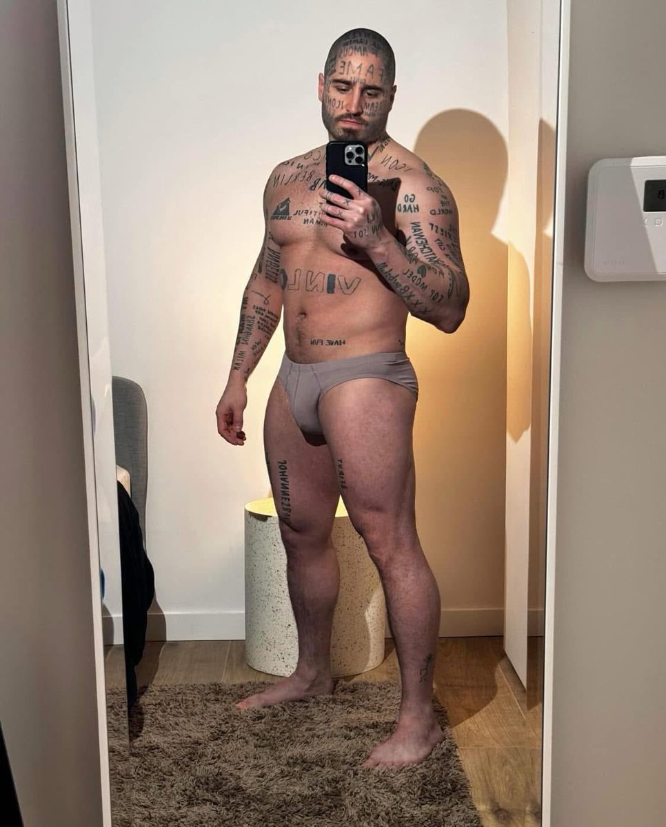 Vincent Langlois (4.99$ OF) tweet media