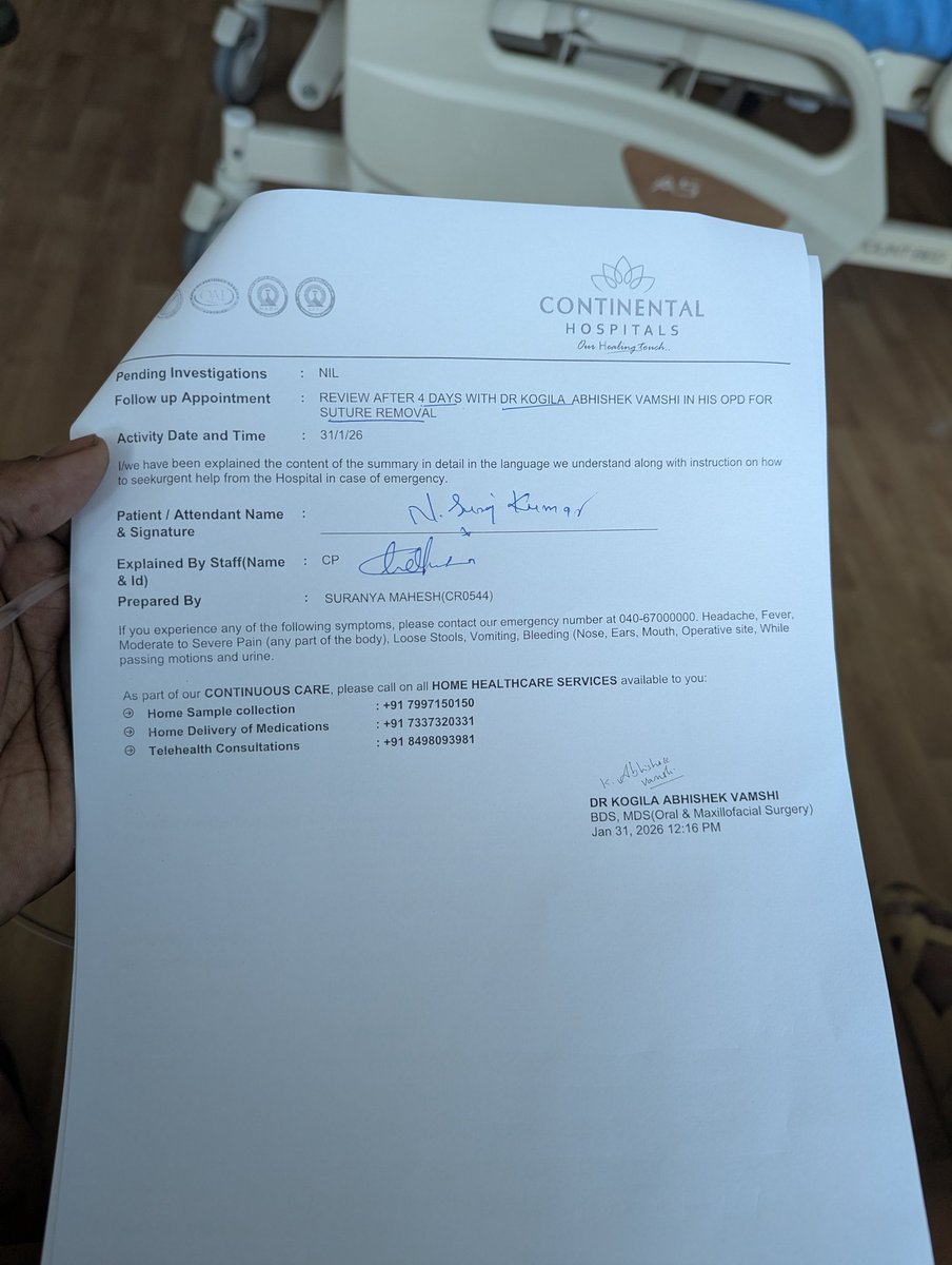 SKumarInTech's tweet photo. @hydcitypolice 
@KimsSunshineHos 

The poc of your hospital has denied medical services and assisted in assault of me

I gonna sue hospital tmr Thursday 

I came in emergency ambulance and as a hospital of law denying

 emergency services is q sin https://t.co/tPspJ474JB