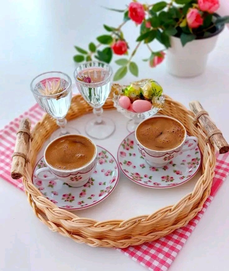 Alba_lor's tweet photo. @zoritxi Buenos días mi atenta amiga Zoritxi, que siempre tengamos una razón para sonreír!!! Feliz miércoles 😘😘😘😘😘😘💜💜💜💜💜💜
#APOYOROCIO4F https://t.co/W9aqswDOuB