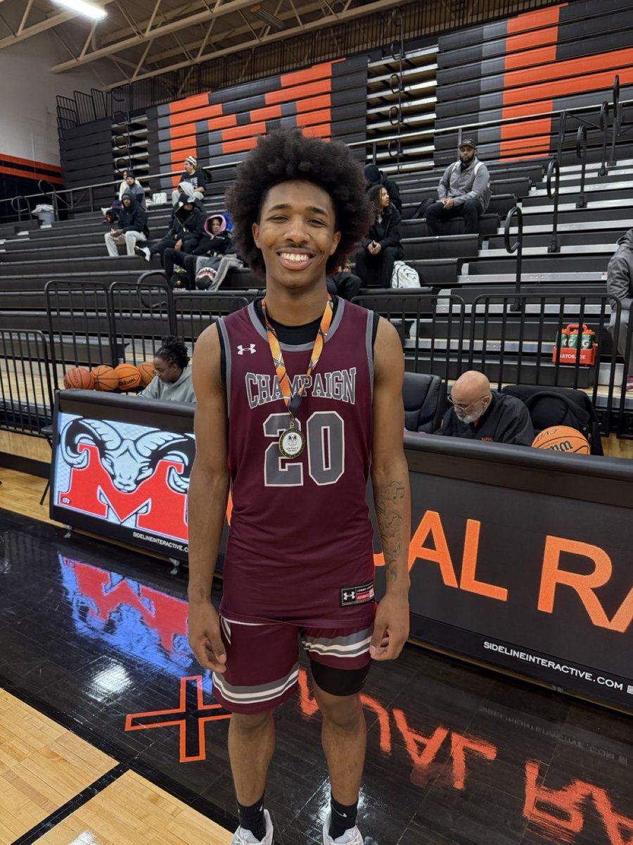 Coach Treal Holland II tweet media