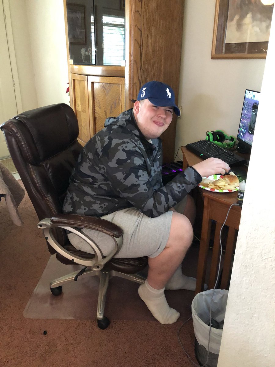 Bleezyyy's tweet photo. @Hybridathlete Agreed, fixed the diet and that shit just melted away https://t.co/STRKoGl3VZ