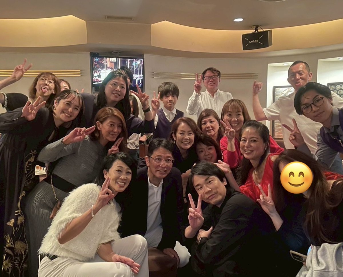 CLUB_Abo's tweet photo. #赤坂クラブアボ #赤坂あぼママ #結婚ご報告会 #大好きな仲間 #かまいたち濱��さん義理堅い https://t.co/5c8sjt2hU8
