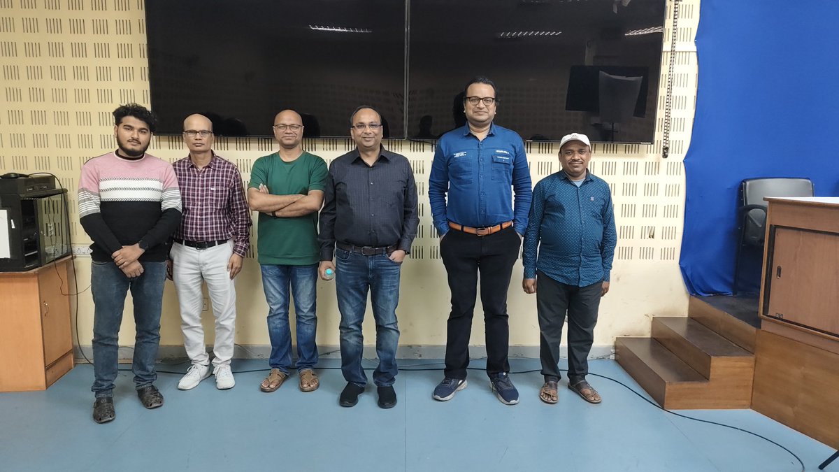 sabyasachi_uni's tweet photo. Group photo after the successful completion of #HAAI #Cohort4.

For #AI4ICPS, I have conducted 4 HAAI, 1 HAAI++, and 3 B2B programs for different ministries under the Government of India as a Program Manager and Course Coordinator over the last 2.5 years.
#AI @IITKgp #KGPIAN https://t.co/lKLeOxTcs8