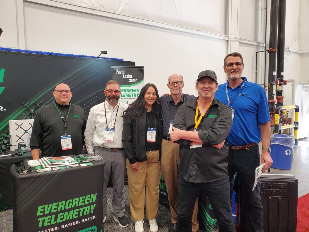 EvergreenTAB's tweet photo. Day 2 of @ahrexpo!   #ahrexpo #tab #hvac #airbalance https://t.co/GoQcuQNFzT
