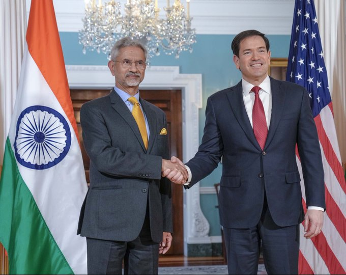 DDIndialive's tweet image. EAM Jaishankar meets Rubio, Bessent in Washington

🔗ddindia.co.in/2026/02/eam-ja…

#SJaishankar #IndiaUSPartnership #IndiaUSRelations #MarcoRubio