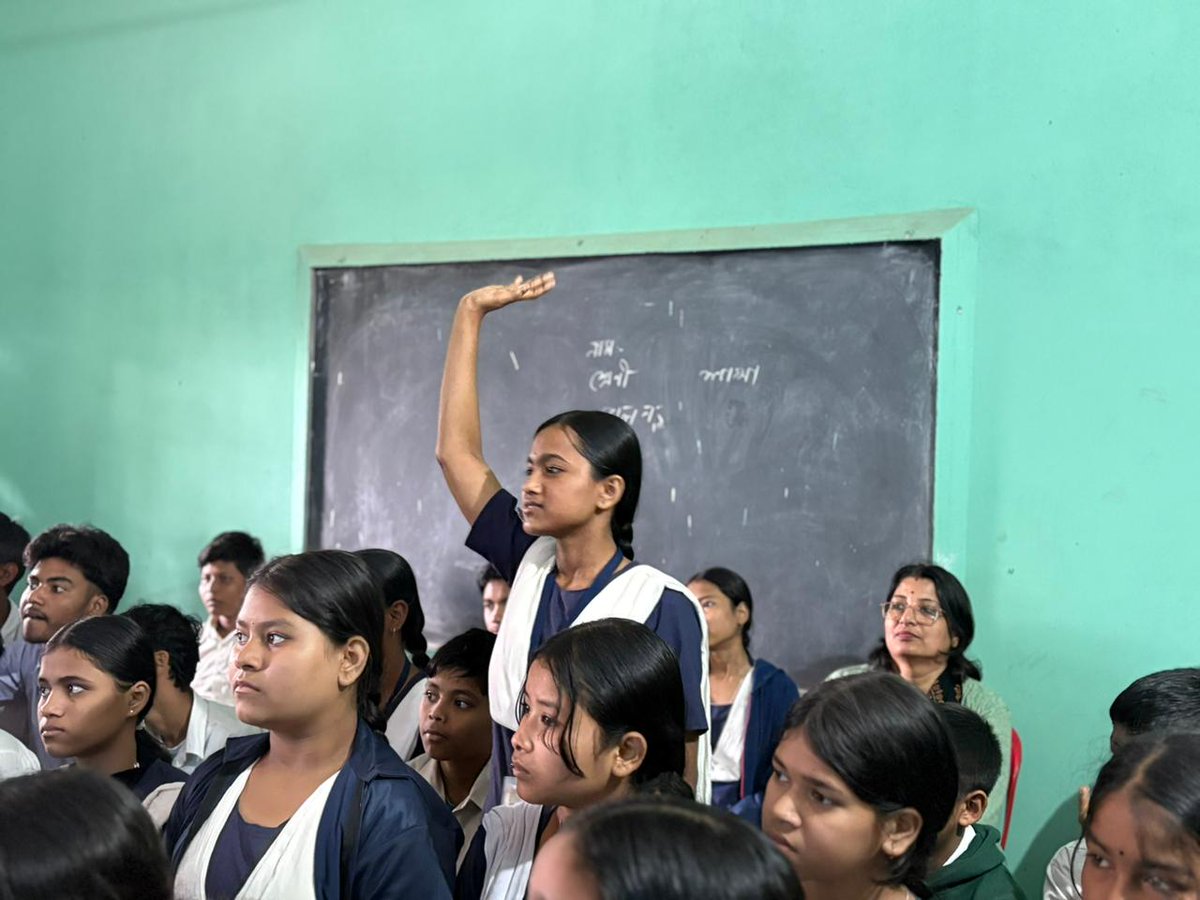 aaranyak's tweet photo. 💚 Celebrating World Wetland Day with Dakshin Guwahati Lachit Garh High School

Aaranyak marked #WorldWetlandsDay with an engaging awareness programme at Dakshin Guwahati Lachit Garh High School, involving 45–50 enthusiastic students.

Through interactive discussions and a lively quiz, students explored the ecological importance of wetlands, their role in biodiversity, water security, flood regulation & climate action, and reflected on local wetland conservation challenges.

The programme fostered curiosity, responsibility and fresh perspectives among young minds—strengthening our collective journey towards biodiversity conservation and #MissionLIFE.

🤝 Implemented with Samagra Shiksha Assam, Kamrup Metro
🤝 Supported by #YouthNet, Climate Studies & Knowledge Solutions Centre (Nagaland) and Mobius Foundation

#WorldWetlandsDay2026 #WetlandsForLife  #Aaranyak #YouthForNature