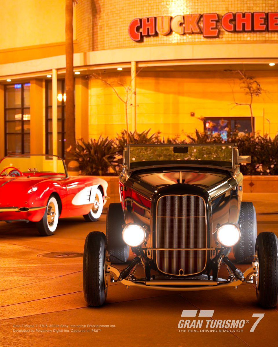 thegranturismo's tweet image. Views of a shopping mall at dusk, a pastel-coloured Huntington Beach, East 4th Street illuminated in orange light, and Pine Avenue at night.

Update 1.67 Featured Scapes curation:
California Roadsides

#GT7 #GranTurismo #Scapes
#California