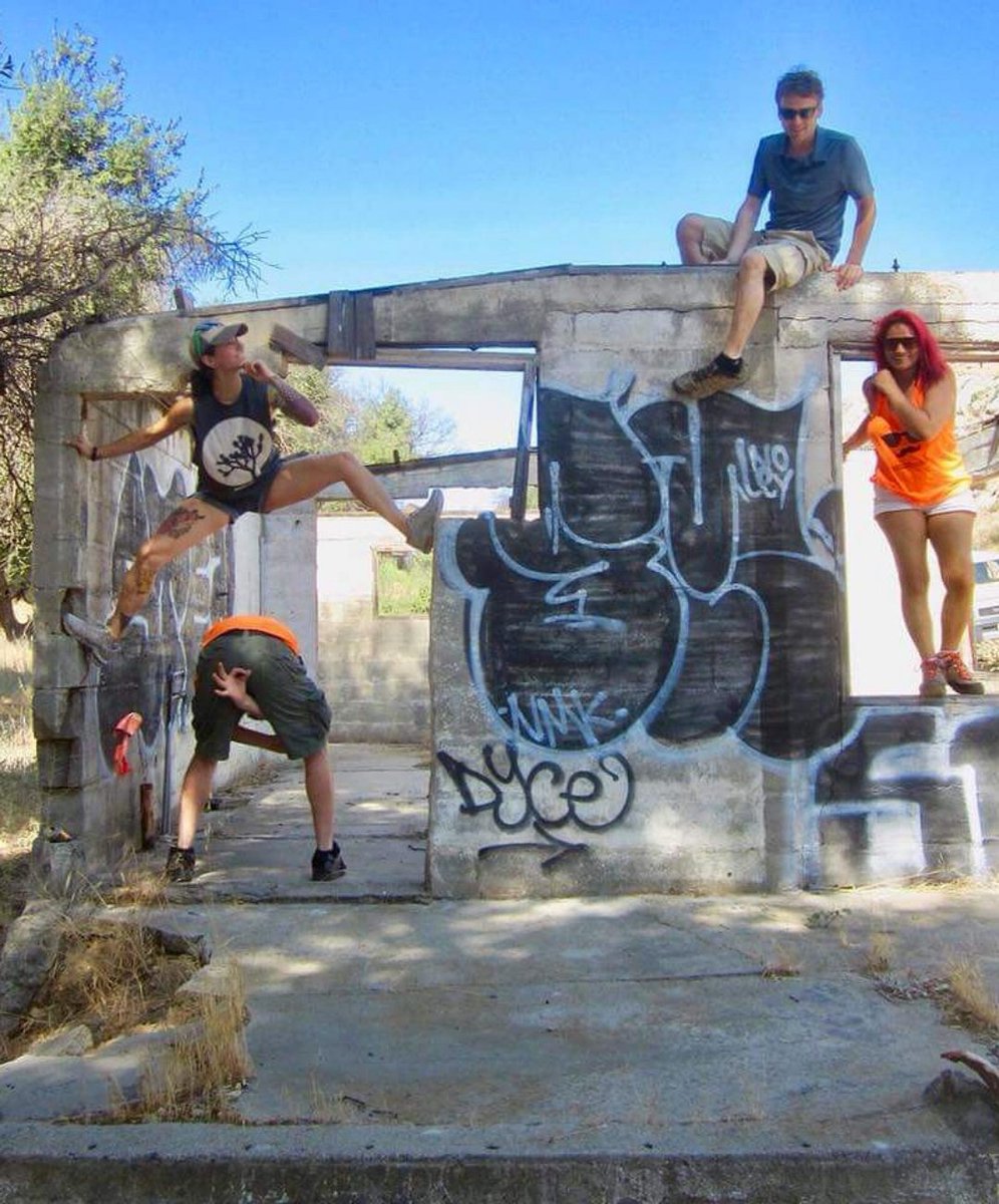 MindofMottram's tweet photo. Ruined. Considering the area, this was probably a shop at one point..
πSan Diego, California
#SoCalX https://t.co/VSSxDmrlbq