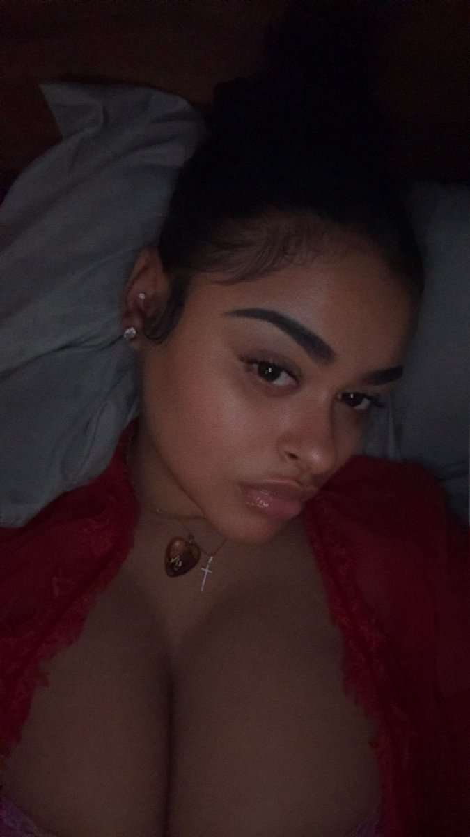 ESHIASWORLD's tweet image. Made of love.♥️