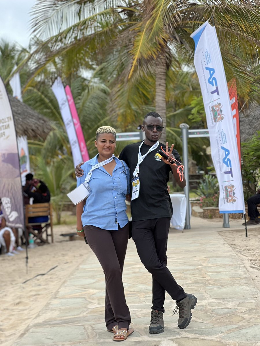 taffies_safaris's tweet photo. For your car hire and safaris along east Africa don’t hesitate to reach out to any of us Avery good morning from @turigyetours and @taffies_safaris 

For bookings 
Contact @turigyetours  0754 403 550
Contact @taffies_safaris 0782006666 https://t.co/NW5p4nc0O5
