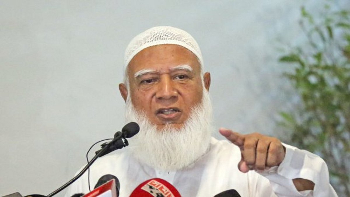dhaka_pulse's tweet photo. এক্স অ্যাকাউন্ট হ্যাক ঘটনার সাথে জড়িত থাকার অভিযোগে বঙ্গভবনের সহকারী প্রোগ্রামার মোহাম্মদ চরওয়ারে আলমকে গ্রেপ্তারের জন্য আইন প্রয়োগকারী সংস্থাগুলিকে ধন্যবাদ জানিয়েছেন জামায়াতে ইসলামীর আমির ডা. শফিকুর রহমান। #DrShafiqurRahman #CyberCrime #XHack #LawEnforcement https://t.co/BagIZo8O3c