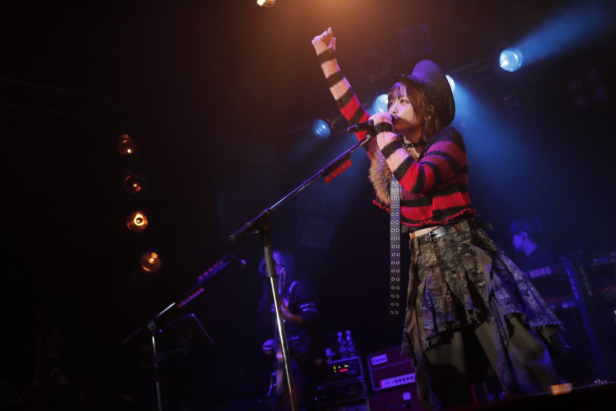 aimistaff's tweet photo. #愛美 LIVE TOUR 2025 "NEW WORLD"
　🖤テレビ初放送まであと1️⃣日🖤
----------------------------------------

昨年開催されたツアーの大阪公演の模様が
衛星劇場にてテレビ初放送📺

🗓️放送日：2026年2月14日(土)21:00〜
📺放送チャンネル：CS・衛星劇場

放送内では、
ここでしか見ることのできない
バックステージの模様もお届け‼️

ぜひご覧下さい💫

✔️詳細はこちら
https://t.co/Ti3a9dxeaC

#愛美NEW_WORLDツアー
