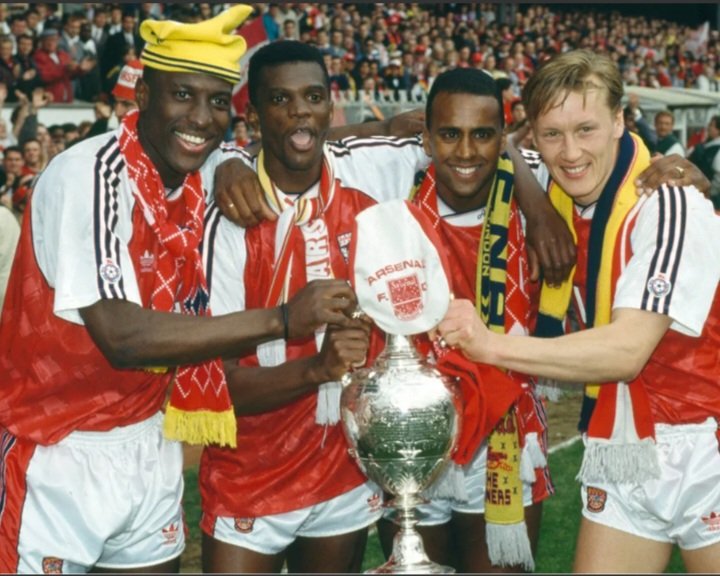 OTD in 1970, Kevin Campbell was born in Lambeth. Kevin made 228 appearances for The Gunners, from 1988 to 1995, scoring 59 goals. He won 4 major trophies.  🔴⚪️ ⚽️👍
   🎶   Super, Super Kev  .....  🎶