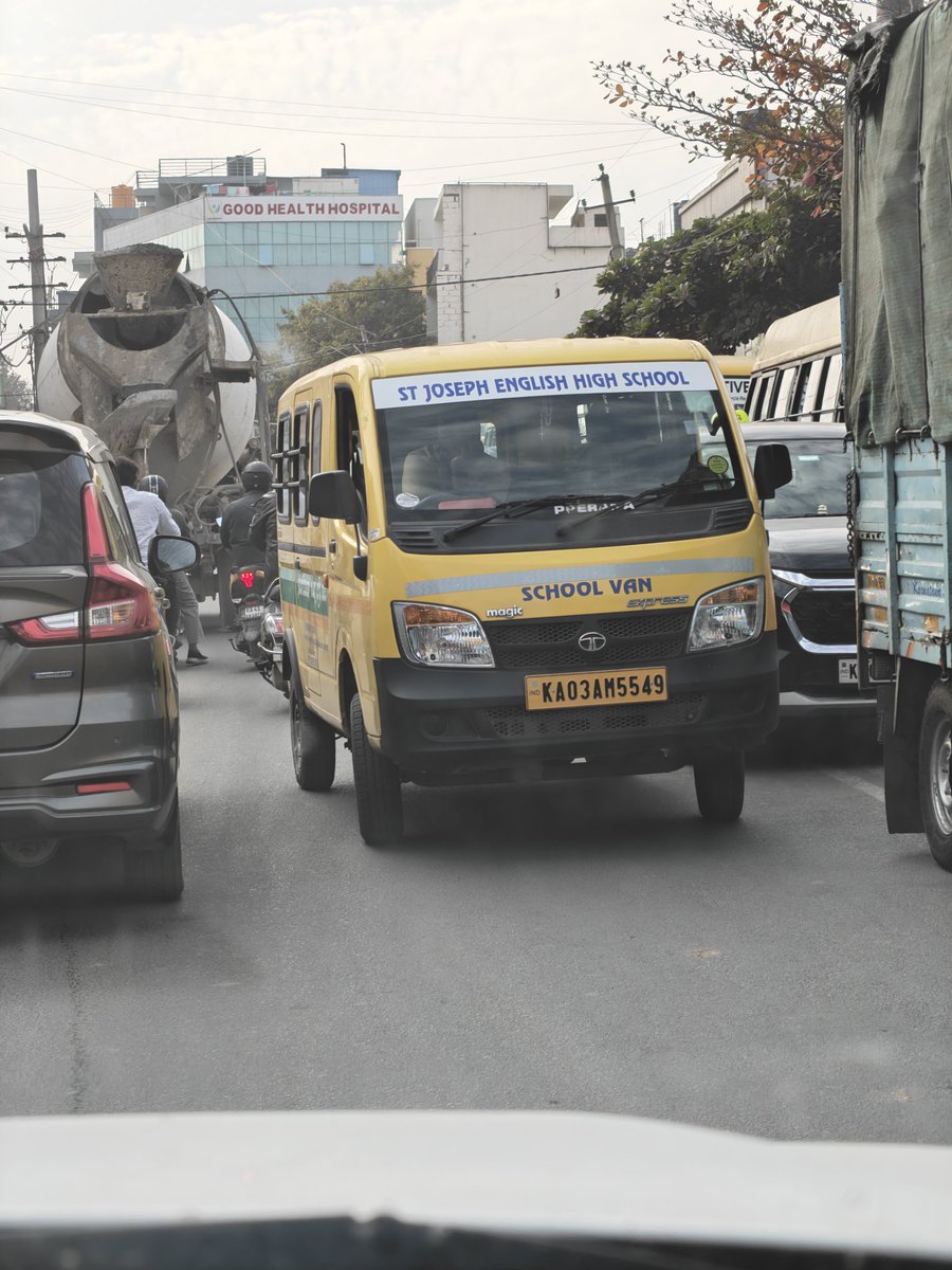 BharathTKM's tweet photo. 🚨School bus recklessly driving on WRONG SIDE of road in Bengaluru.driver ignores safety endangering innocent kids. Tried reporting via BTP Astram app. NO option to add location.
DEMAND IMMEDIATE ACTION.Punish this driver &amp; hold school accountable.
Loc: K Narayanapura main road https://t.co/cDMKbeSo5O