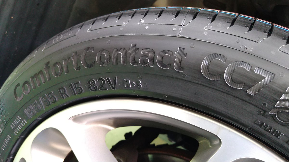 TG_MACHIDAHILLS's tweet photo. 今回はタイヤご購入にあたり
当店を選んで頂き有難う御座います🙇♂️
#Continental #ConfortContact7 #CC7
185/55R15 82V を装着させて頂きました✨
🚗空気圧点検お待ちしております🚗
#フィアット
#FIAT500
#コンチネンタル
#タイヤガーデン
#町田ヒルズ https://t.co/ZWkcw3TIjR