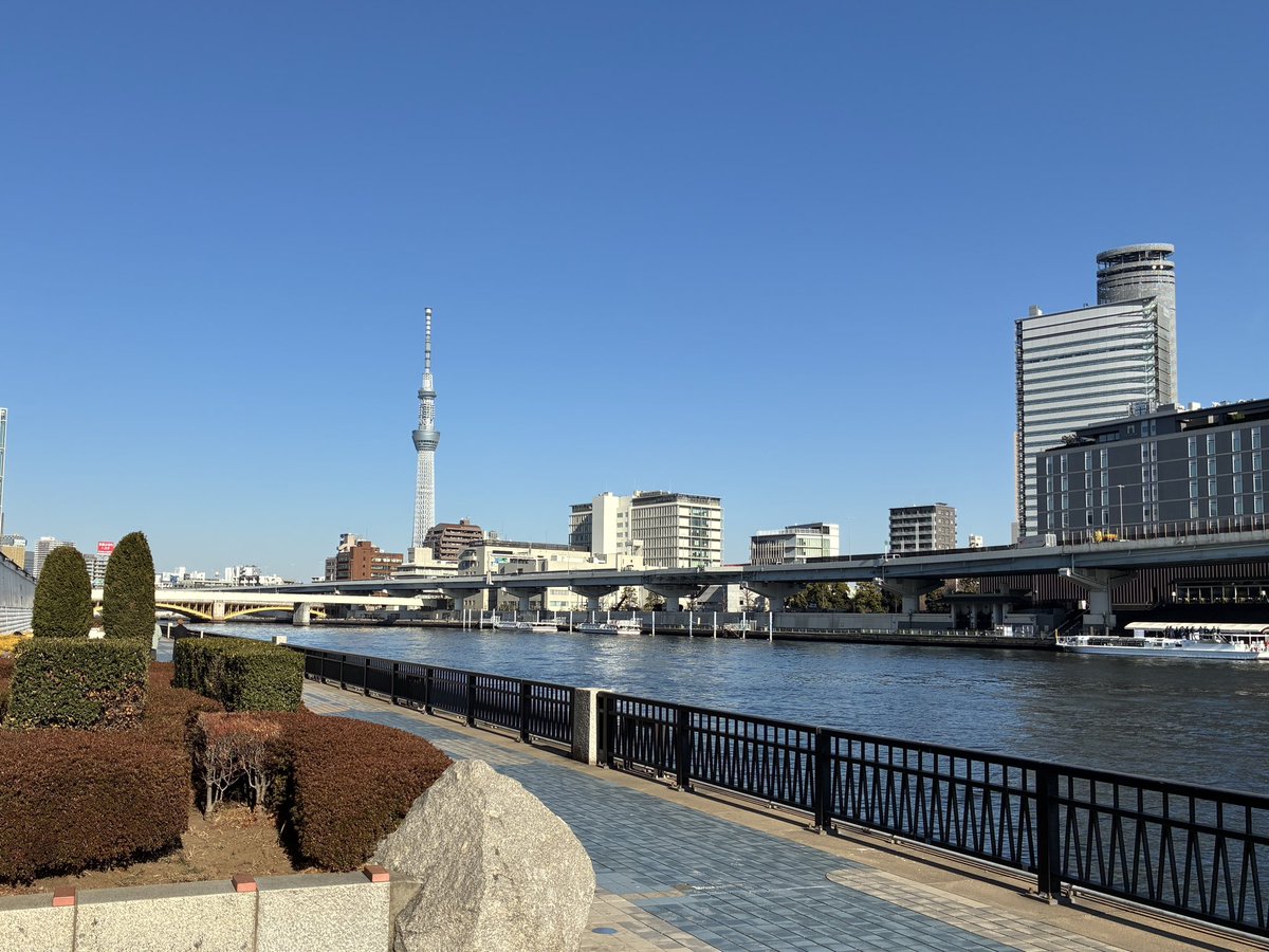 moo runner tweet media