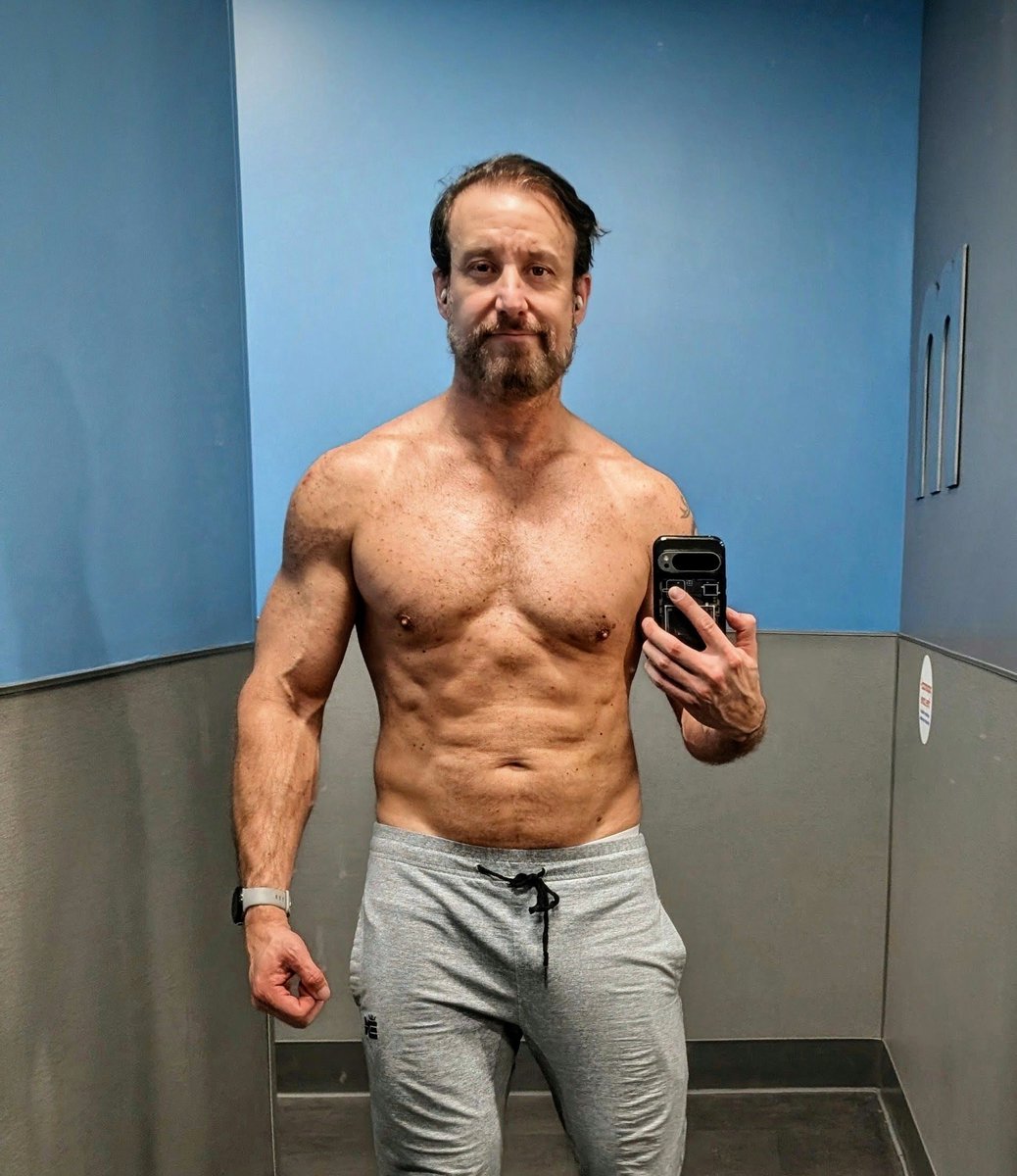 loskylp's tweet photo. My body popping 💪🏼💪🏼 https://t.co/UdFO5X5JwW