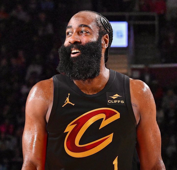 FearedBuck's tweet image. Strip club in Cleveland welcomes James Harden to the city after his trade from the Los Angeles Clippers to the Cleveland Cavaliers.