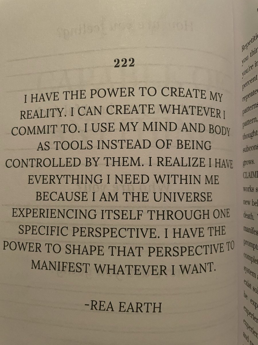 📖