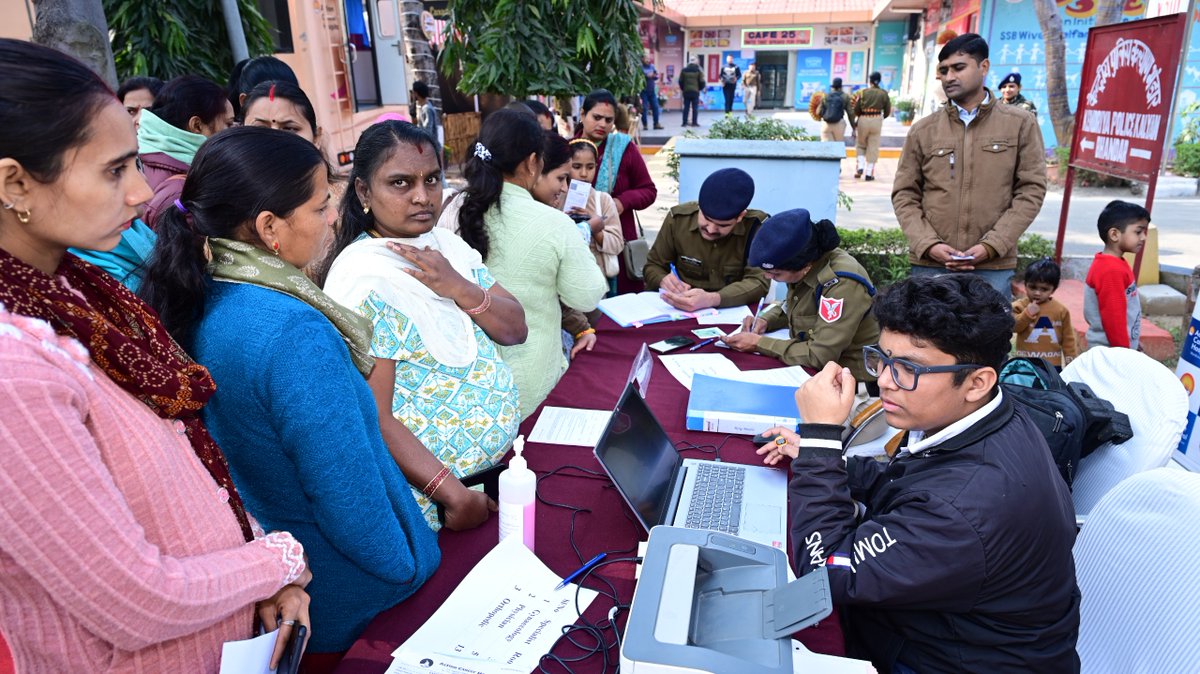 दिनांक 03.02.2026 को संदीक्षा अध्‍यक्षा श्रीमती कविता सिंघल के निर्देशन एवं संदीक्षा उपाध्‍यक्षा श्रीमती शुचि जोशी के सानिध्‍य में 25वी वाहिनी स.सी.ब. में केंसर दिवस के उपलक्ष्‍य पर नि:शुल्‍क हेल्‍थ चेकअप कार्यक्रम का सफल आयोजन किया गया। #CancerDiwas #SandikshaMahila #Health