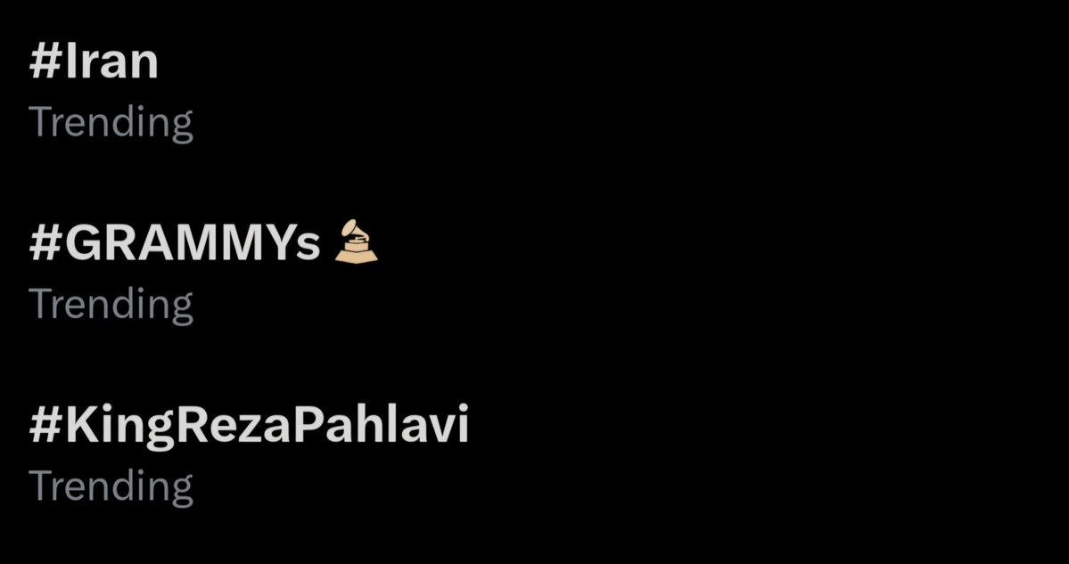 بنااازمم دوباره ترند شدیممم. بزن هشتگو غافل نشو. ما ادامه داریم.
#Iran 
#KingRezaPahlavi 
#IranMassacre