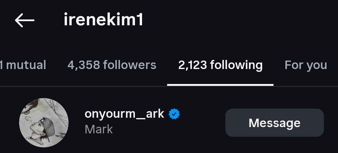 Marklee_base's tweet photo. 260204 | #markleeconnect
Irene Kim, Vogue Runway’s Production and Editorial Associate folow MARK on Instagram.
#마크 #NCT마크 #MARK
@NCTsmtown https://t.co/jYrhVdhxko