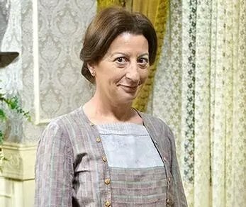 Adiós a la estupenda Aurora Sánchez, la Paciencia del serial televisivo ACACIAS 38, rol tan recordado como el de Manuela, la cocinera de ANA Y LOS 7. Actriz de mucho teatro, en cine estuvo en CLARA Y ELENA; PEOR IMPOSIBLE; MAKTUB; MI OTRO JON...
Descanse en paz.