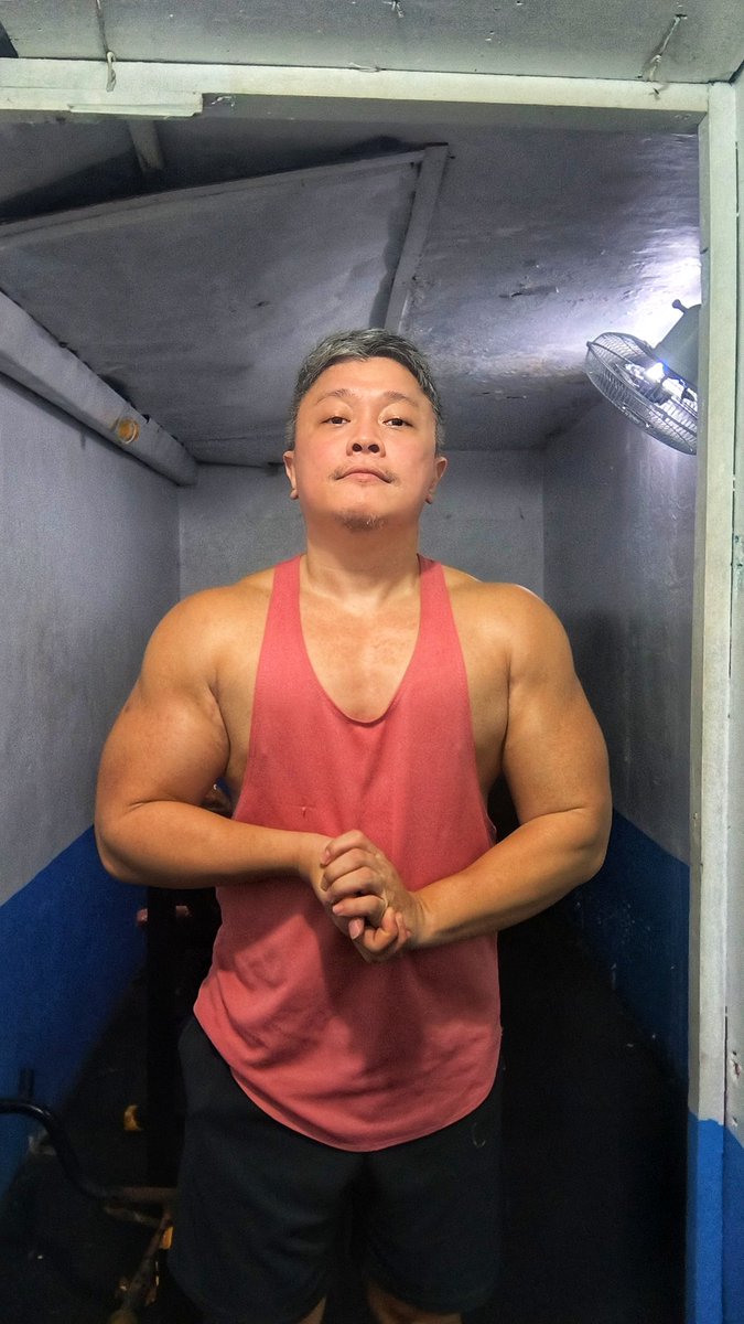 HomunculusZero1's tweet image. ...Wednesday workout 😊🤭☺️😳💪🏻💪🏻💪🏻...
