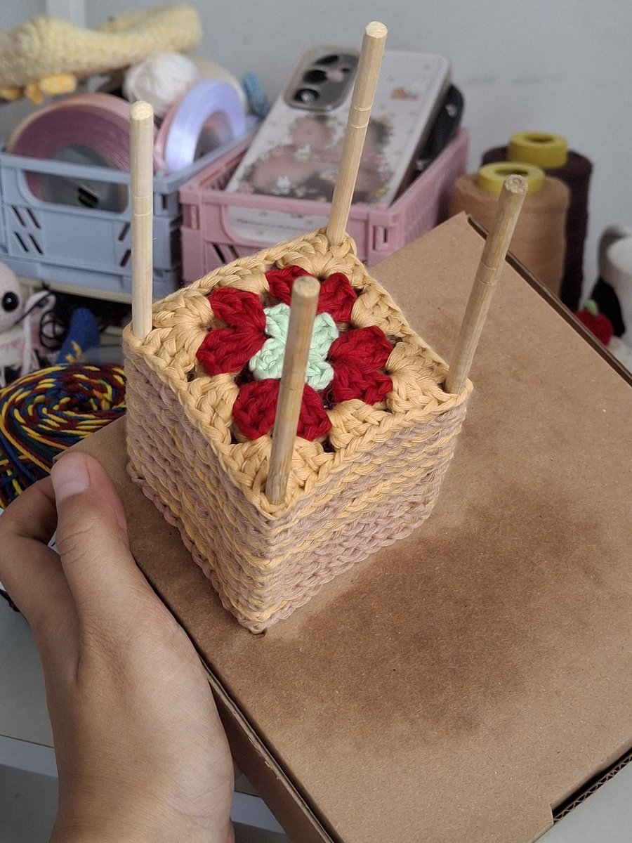 fatharaninn's tweet photo. blocking board low budget🫠☝🏻 https://t.co/GaGhvScCDy