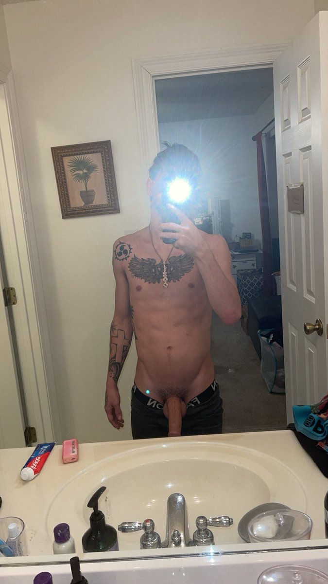 C2smooth3's tweet photo. New post on onlyfans hurry n go look 😛

https://t.co/mV7spGt6KF https://t.co/wi5T8upapR