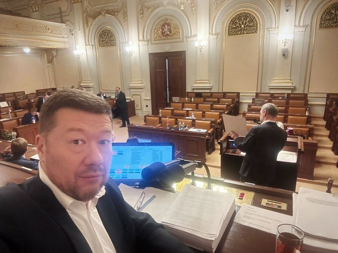 Maty Brendlᅠ tweet media