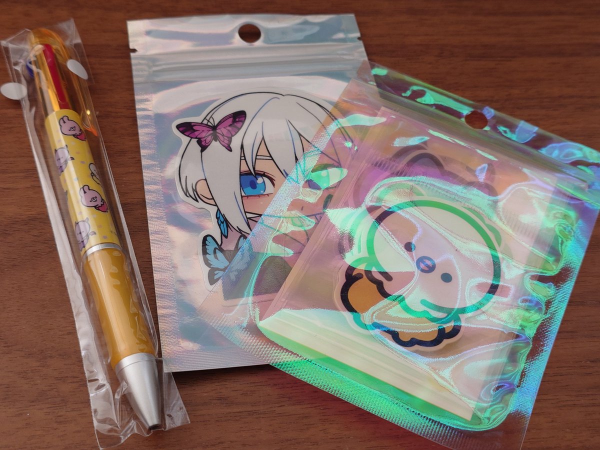 oisinfo's tweet photo. SoudanNFT（ @SoudanNFT ）のDiscordで貯めたポイント（SoudanCoin、SDC）を交換してステッカーとボールペンを頂きました。ありがとうございます！ https://t.co/bNzz1oJiyI