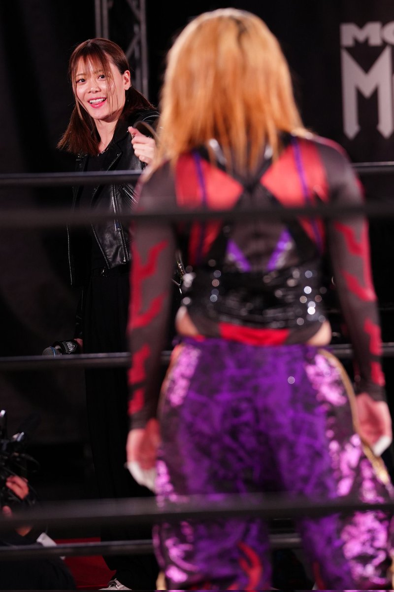 The GHC belt will be mine soon.

Iwatani. Is it an icon? That doesn't matter in front of me.

I will crush you

#愚零闘咲夜　
#MONDAYMAGIC