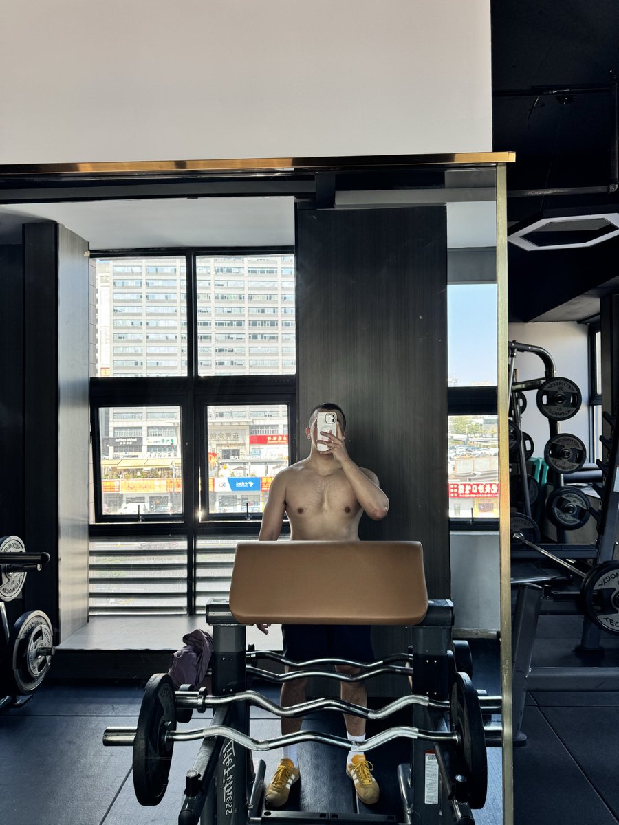 在逃牛肉丸仔 tweet media